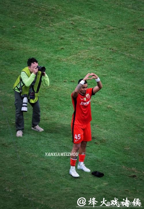 世界杯直播:球迷如何在线热情互动 世界杯直播:球迷如何在线热情互动